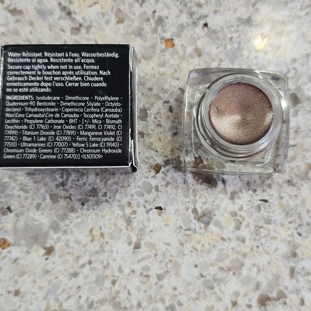 Bobbi Brown Long-Wear Cream Shadow - Velvet Plum